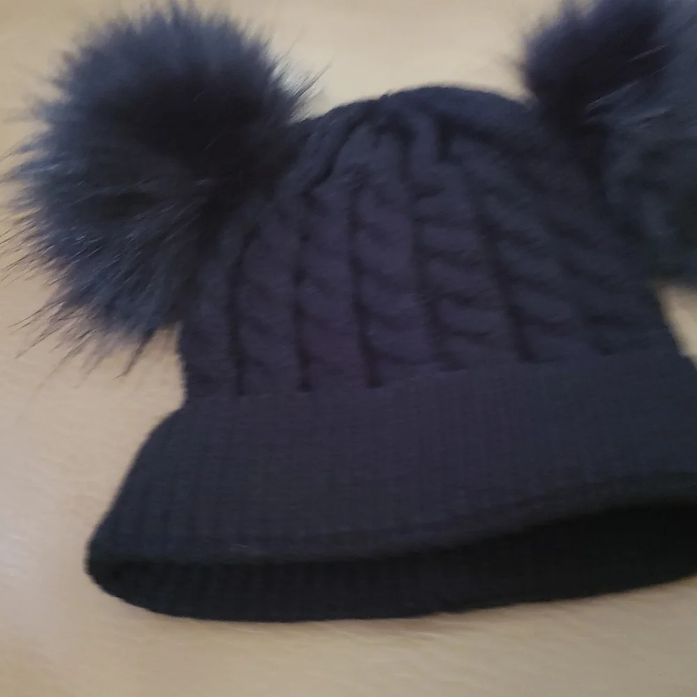 Adorable little girl Autumn Winter Fleece Beanie Knitted Hat With Pom Pom
